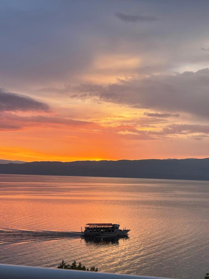 Lago Hotel Ohrid Exterior photo